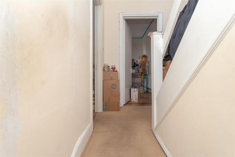 120 Rectory Road, London, N16 7SD