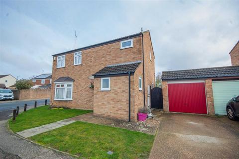 1 Barkis Close, Chelmsford, CM1 4UW