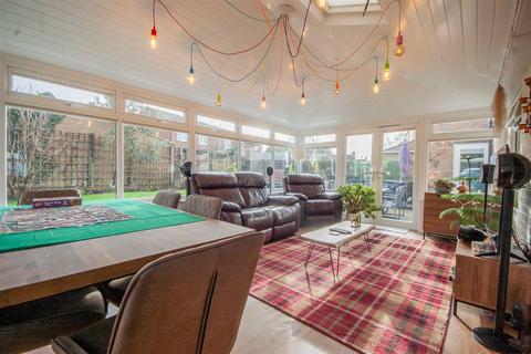 1 Barkis Close, Chelmsford, CM1 4UW