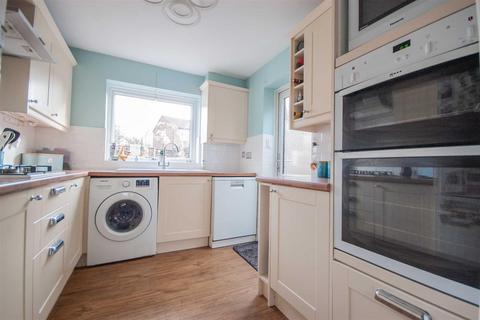 1 Barkis Close, Chelmsford, CM1 4UW