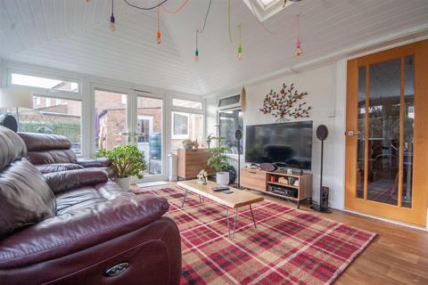 1 Barkis Close, Chelmsford, CM1 4UW