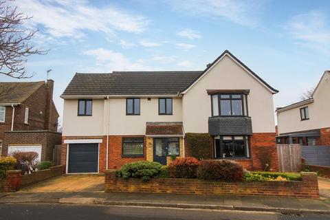 4 bedroom detached house for sale, The Broadway, North Shields