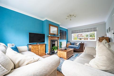 3, Waldringfield Court Braintree Road, Felsted, Dunmow, CM6 3DZ
