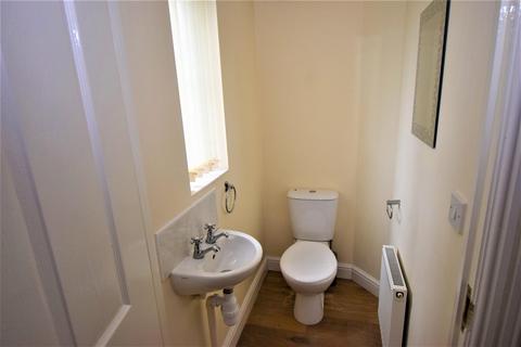 3 bedroom terraced house to rent, St James Place, Bottesford, Scunthorpe