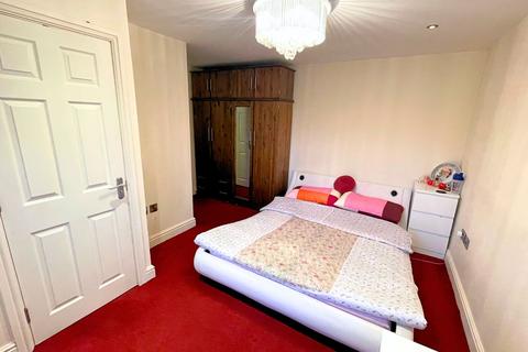 5 bedroom semi-detached house for sale, Warren Grove, Washwood Heath Road, B8 2XL
