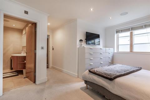 2 bedroom apartment for sale, Vallance Gardens, Hove