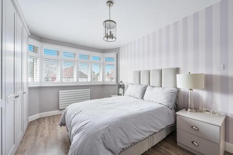 104 Walsingham Gardens, Epsom, KT19 0ND
