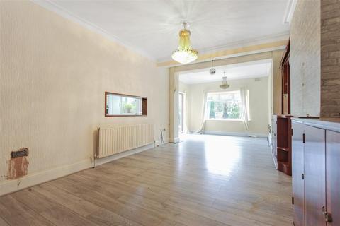 5 bedroom semi-detached house for sale, Houndsden Road, London