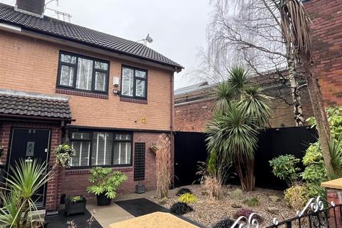 25 Barnett Drive, Salford, M3 6WH