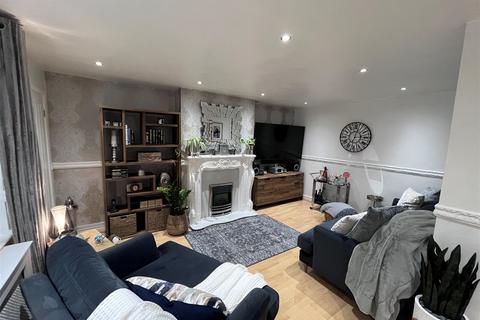 25 Barnett Drive, Salford, M3 6WH