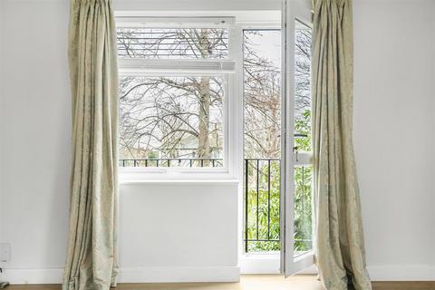 3, Valerie Court Bath Road, Reading, RG1 6HP