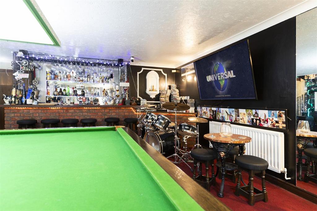 Games Room/Bar