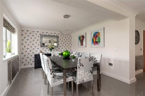 8 Hustlings Drive, Eastchurch, Sheerness, ME12 4JX