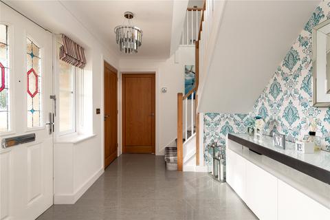 8 Hustlings Drive, Eastchurch, Sheerness, ME12 4JX