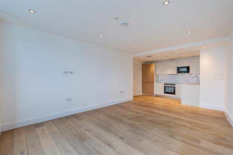 2 bedroom flat to rent, The Quarters, Wellesley Road, Croydon