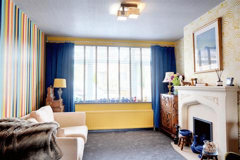 3 bedroom semi-detached house for sale, York Avenue, Sandiacre, Nottingham