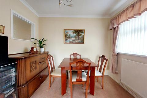 2 bedroom detached bungalow for sale, Heol Dylan, Gorseinon, Swansea