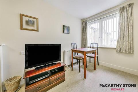 2 bedroom apartment for sale, Goodes Court, Baldock Road, Royston