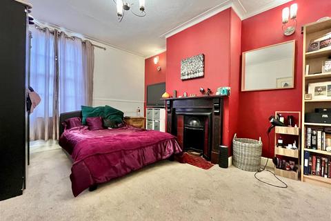 2 bedroom terraced house for sale, Stroud Road, Gloucester GL1