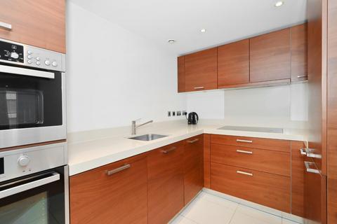 2 bedroom flat for sale, Lanson Building, Chelsesa Bridge Wharf, Queenstown Road, London SW11