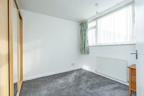 27 Colindale, Boston, PE21 9AZ