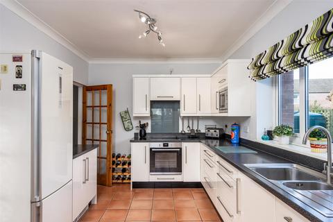 5 bedroom detached house for sale, Humber Lane, Welwick