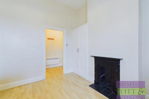 1 bedroom apartment for sale, Bexhill Road, St. Leonards-On-Sea