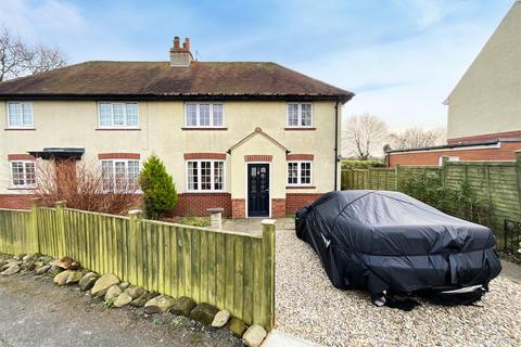 2 bedroom house for sale, South View, Burniston, Scarborough