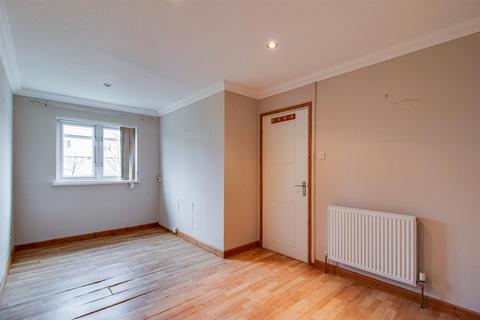 42 Valley Drive, Wrenthorpe, Wakefield, WF2 0HZ