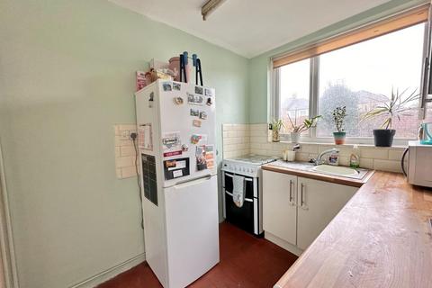 84 Norton Road, Northampton, NN2 7TN