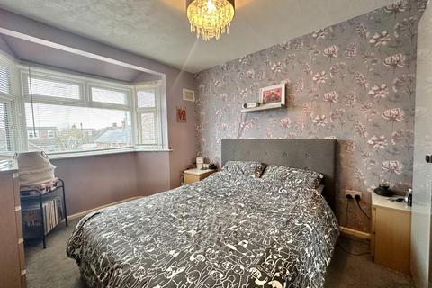 84 Norton Road, Northampton, NN2 7TN