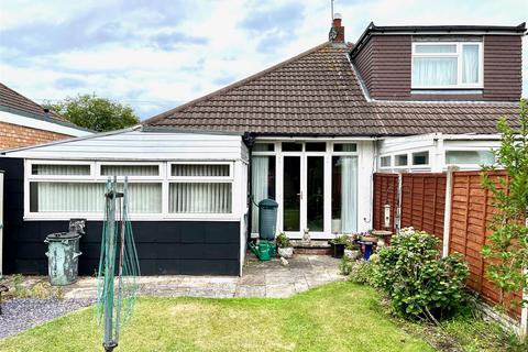 19 Flamborough Close, Birmingham, B34 6LY