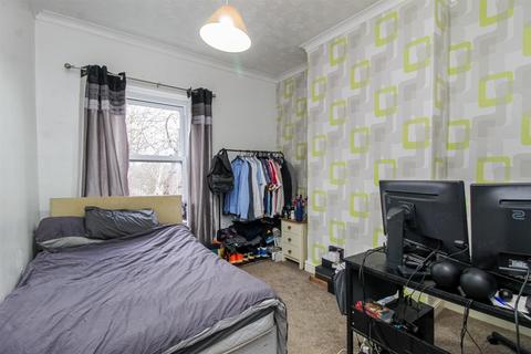 24 Harrap Street, Wakefield, WF2 9LW