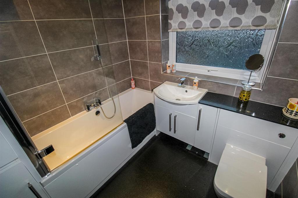 Bathroom/w.c.
