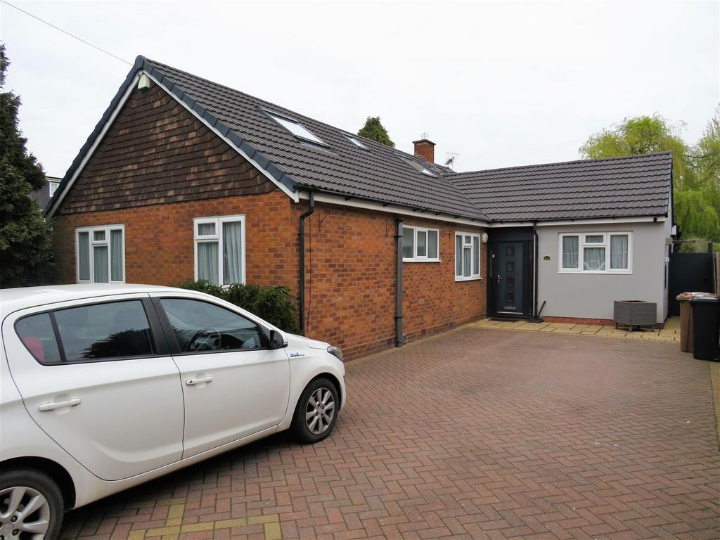 Cranmore Road, Birmingham B36 4 bed detached bungalow £365,000
