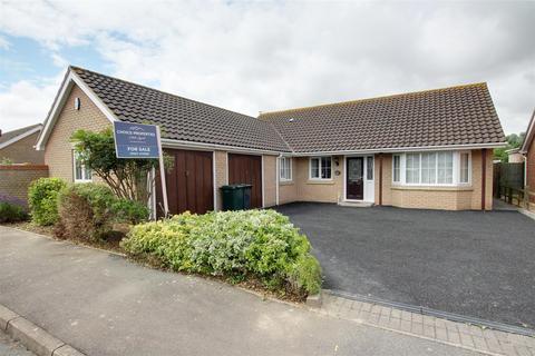 3 bedroom detached bungalow for sale, Hawthorn Drive, Mablethorpe LN12