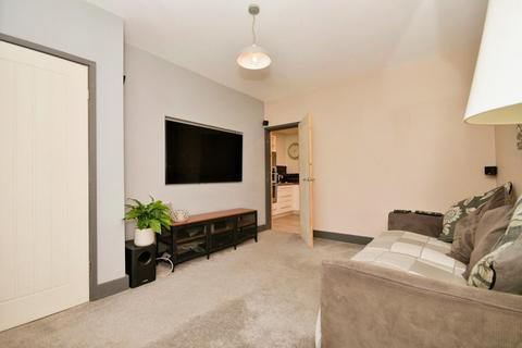 5 Adlington Crescent, Sheffield, S5 8BP