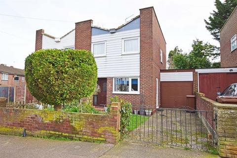 3 bedroom semi-detached house for sale, Brent Close, Chatham