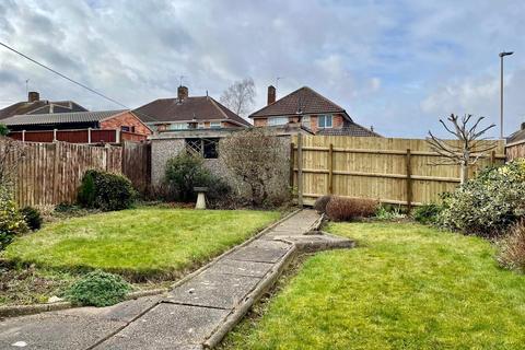 3 bedroom semi-detached house to rent, Downing Drive, Evington