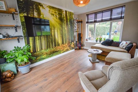336 Hall Road, Sheffield, S9 4AG