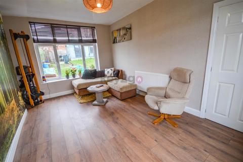 336 Hall Road, Sheffield, S9 4AG