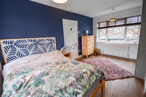 336 Hall Road, Sheffield, S9 4AG