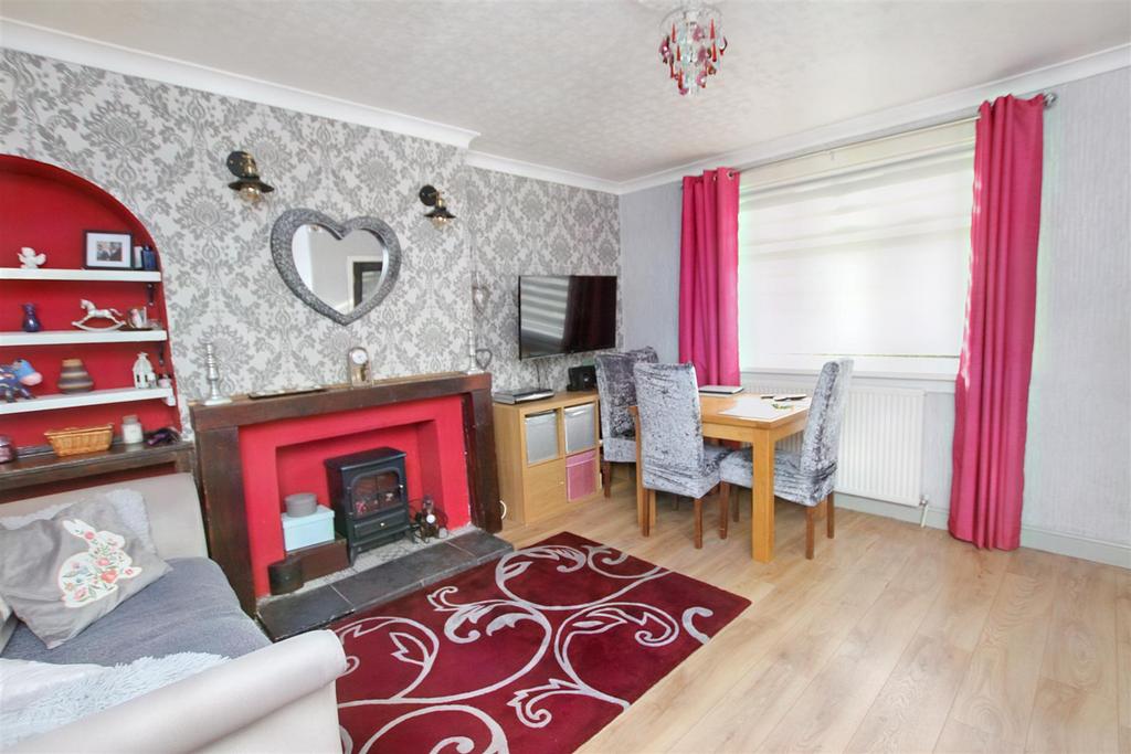 Millands Road, Thankerton, Biggar 3 bed terraced house for sale £92,500