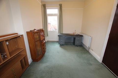 4 bedroom terraced house for sale, Gibbons Road, Bedford, MK40