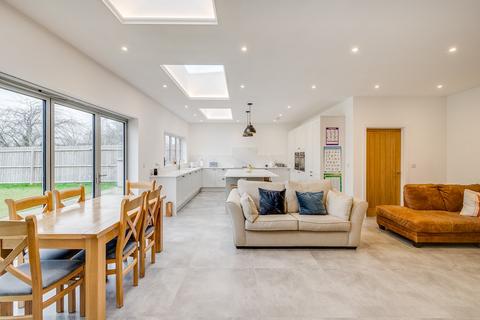 1 Wooding Close, Houghton Conquest, Bedford, MK45 3QL