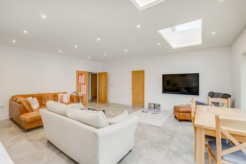 1 Wooding Close, Houghton Conquest, Bedford, MK45 3QL