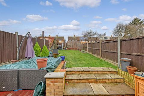 3 bedroom terraced house for sale, Birkbeck Road, Hutton, Brentwood