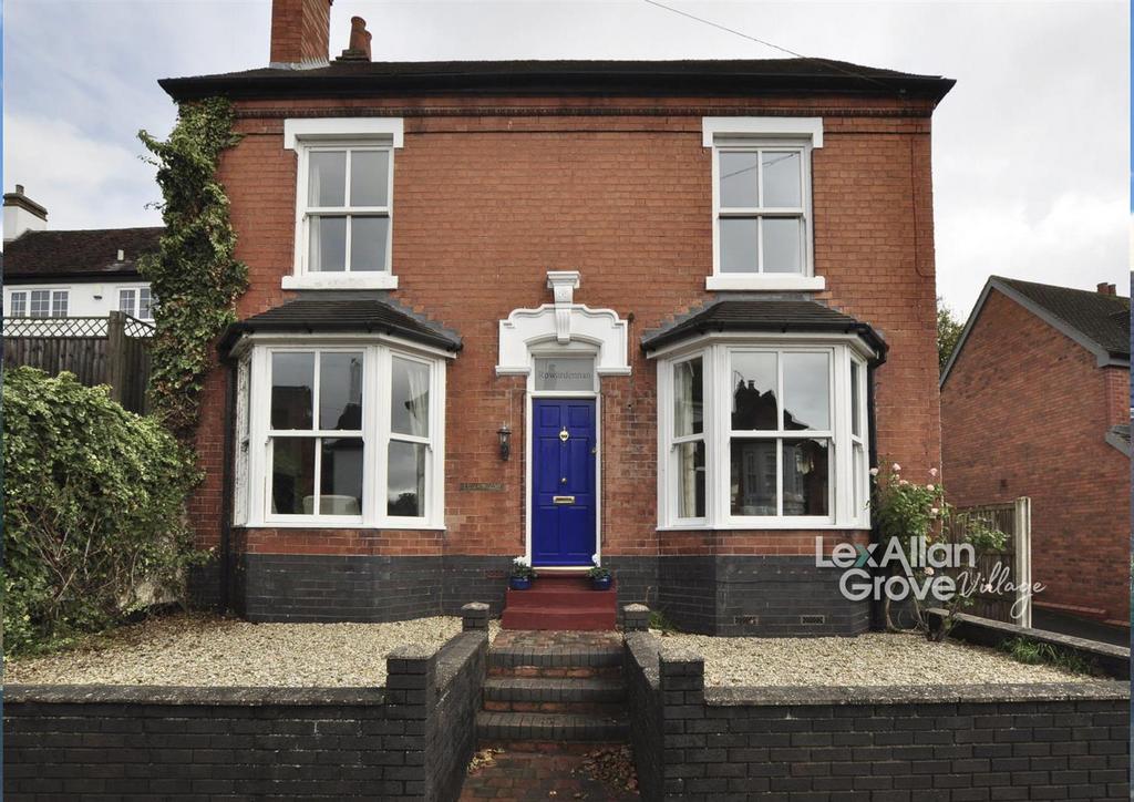 Bromsgrove Road, Clent, Stourbridge 5 bed detached house for sale £725,000