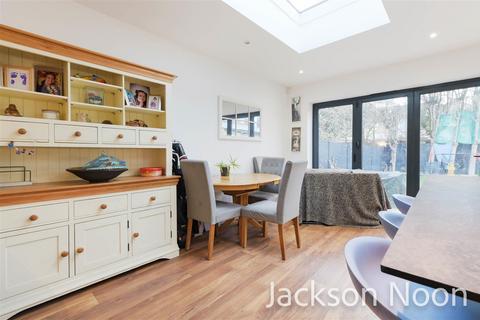 48 Oakhurst Road, Epsom, KT19 9SF