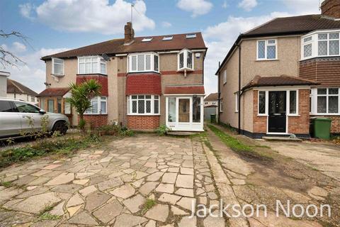 48 Oakhurst Road, Epsom, KT19 9SF